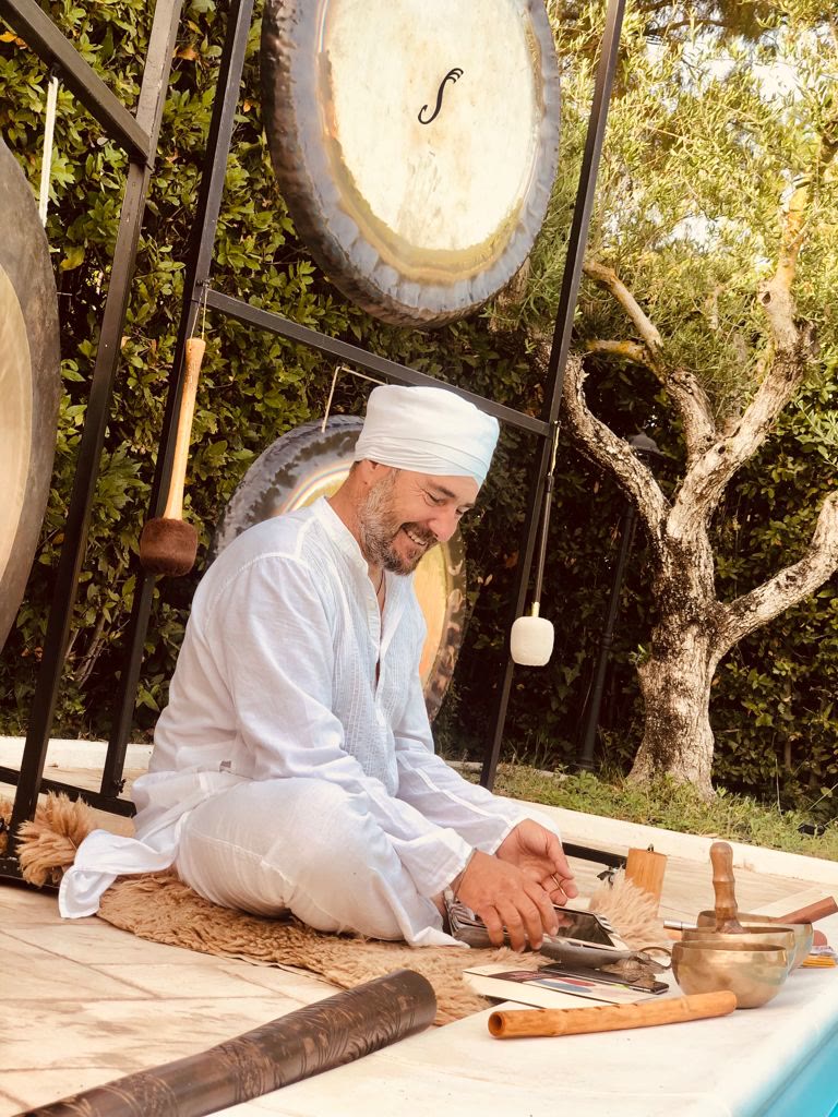 Angelo, Gong Master
